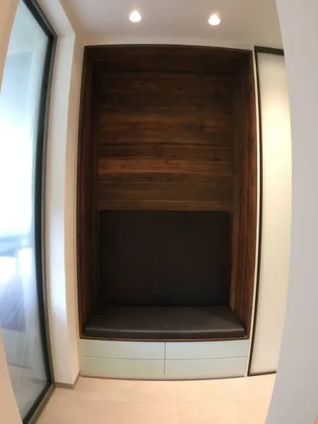 julia-miller-garderobe-alseiche-sattel-leder_13_result