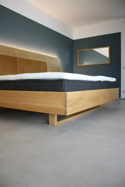 julia-miller-bett-eiche-leder-woodspring_1_result